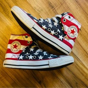Converse kids size 1 All Stars high tops Stars & Stripes American flag/ Velcro